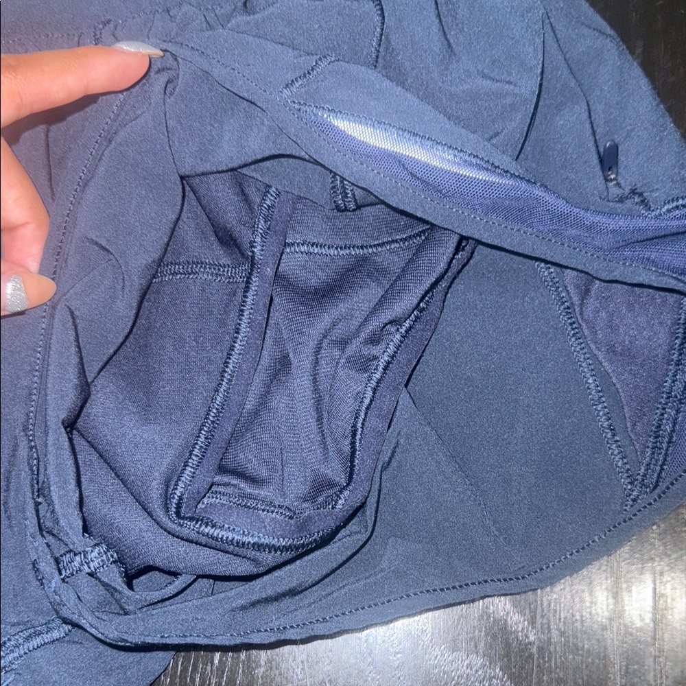 Lululemon Hotty Hot High-Rise Short - Picture 5 of 6
